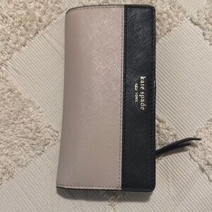 Kate Spade Beige and Black Wallet